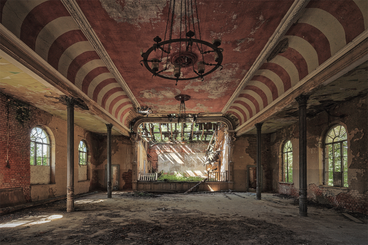 Ballhaus Rouge